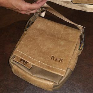 R & B small messenger bag